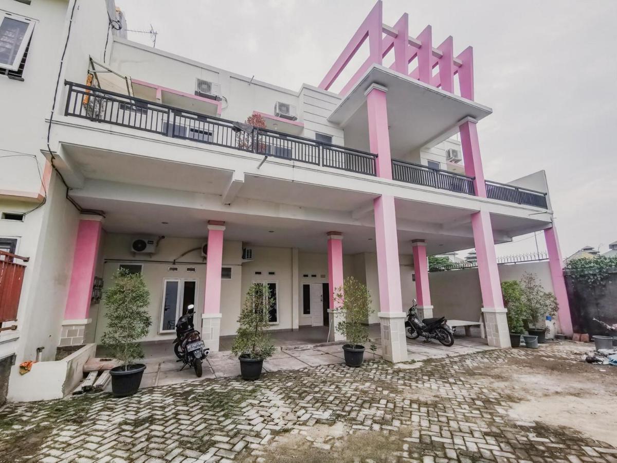 RedDoorz Syariah near Universitas Lampung 2 Bandar Lampung Bagian luar foto